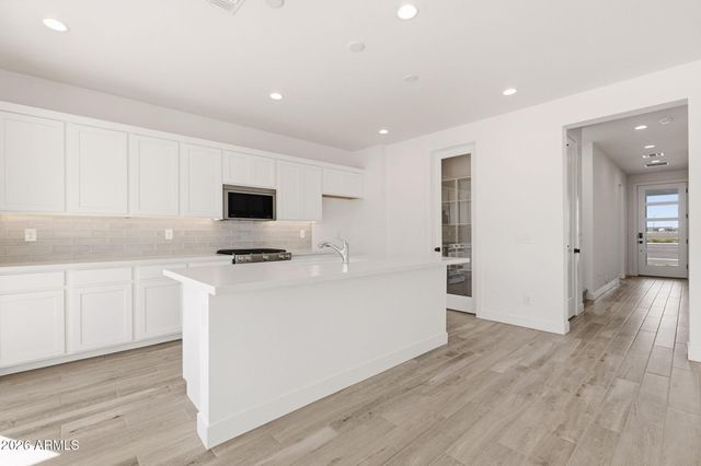18036 W VERBENA Drive, Goodyear, AZ 85338