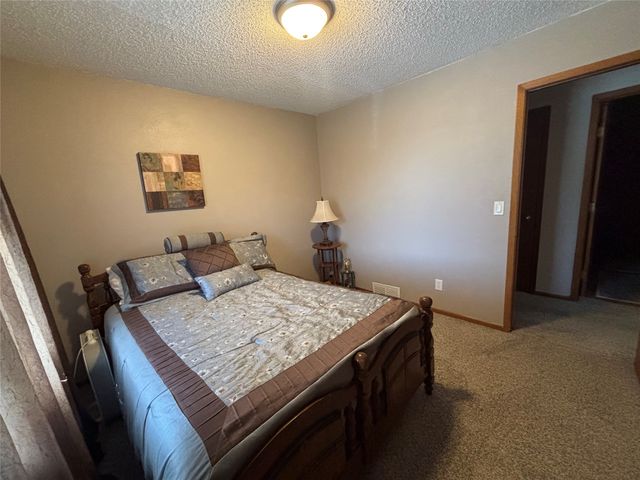 1815 Jones Street, Perry, IA 50220
