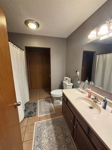 1815 Jones Street, Perry, IA 50220