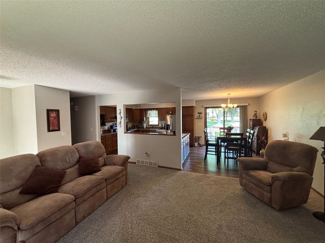1815 Jones Street, Perry, IA 50220