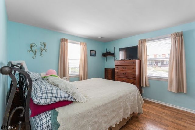 126 18Th Ave, Elmwood Park Boro, NJ 07407