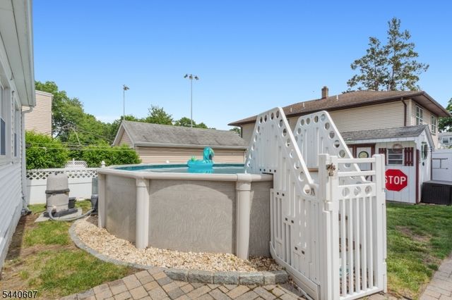 126 18Th Ave, Elmwood Park Boro, NJ 07407
