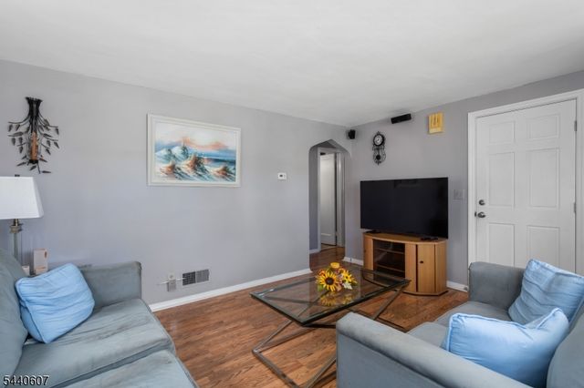 126 18Th Ave, Elmwood Park Boro, NJ 07407