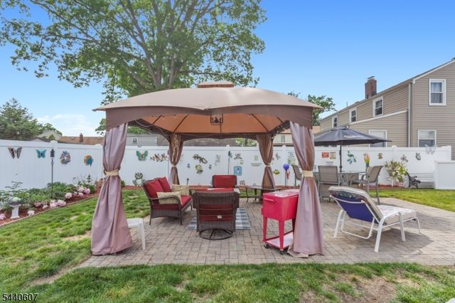 126 18Th Ave, Elmwood Park Boro, NJ 07407