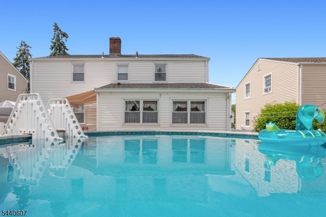 126 18Th Ave, Elmwood Park Boro, NJ 07407