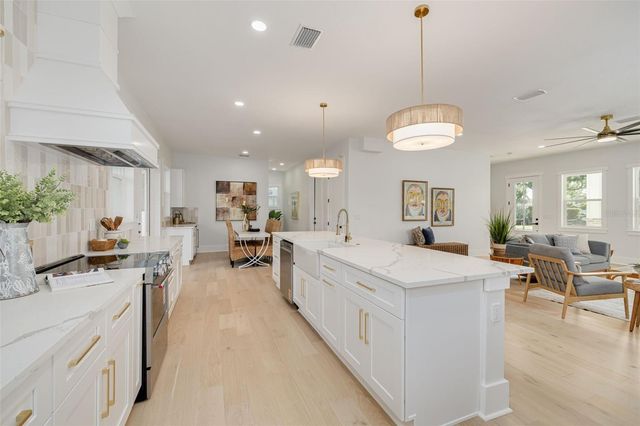 3317 15TH STREET N, St Petersburg, FL 33704