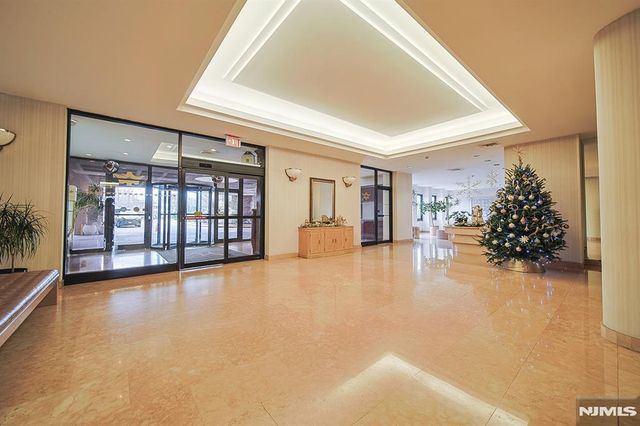 200 Winston Drive 217, Cliffside Park, NJ 07010