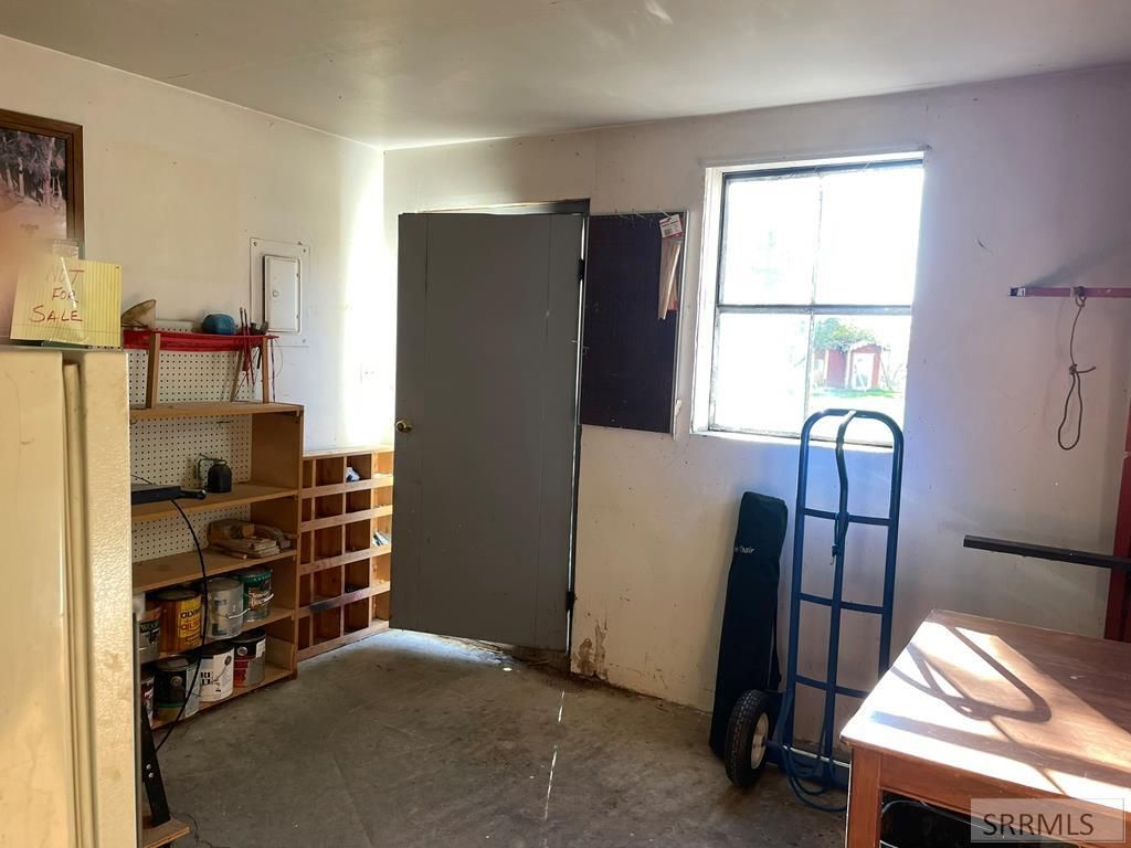 Image 9 of property listing at 24707 Hwy 93, Challis, ID 83226