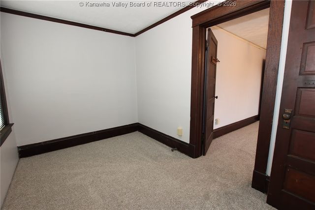 36 Sunset Drive, Charleston, WV 25301