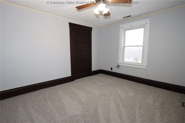 36 Sunset Drive, Charleston, WV 25301