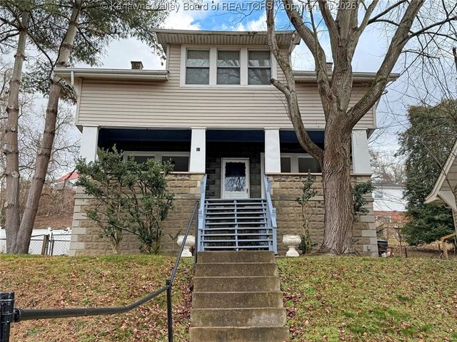 36 Sunset Drive, Charleston, WV 25301