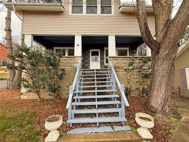 36 Sunset Drive, Charleston, WV 25301