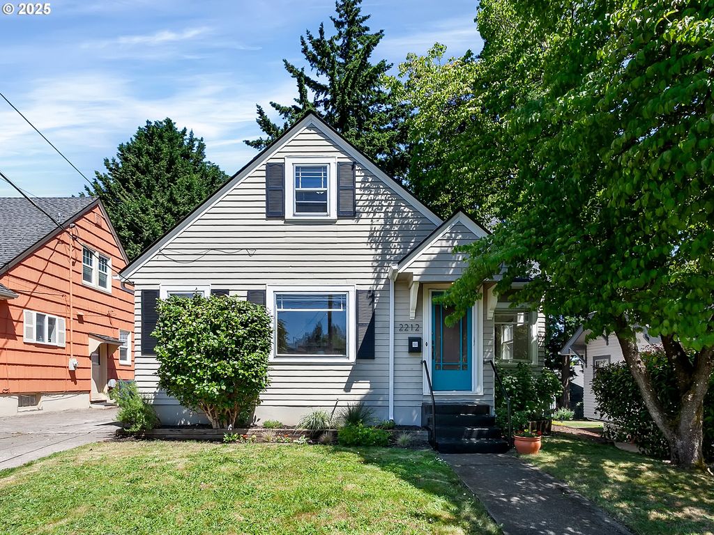 2212 Ne 59TH Ave, Portland, OR 97213