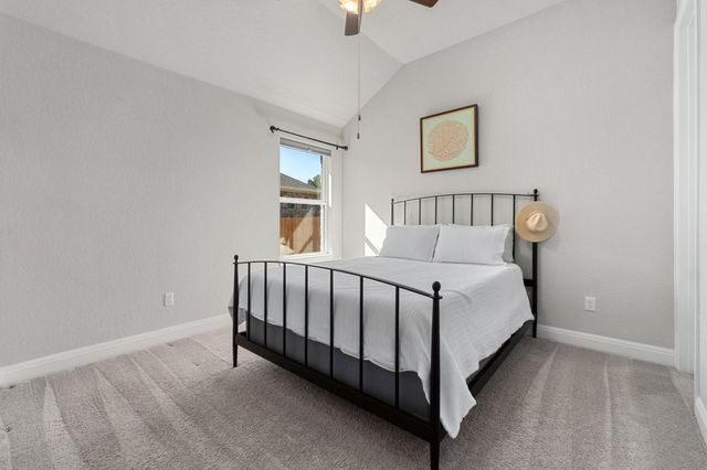 112 Bell Hill DR, Dripping Springs, TX 78620