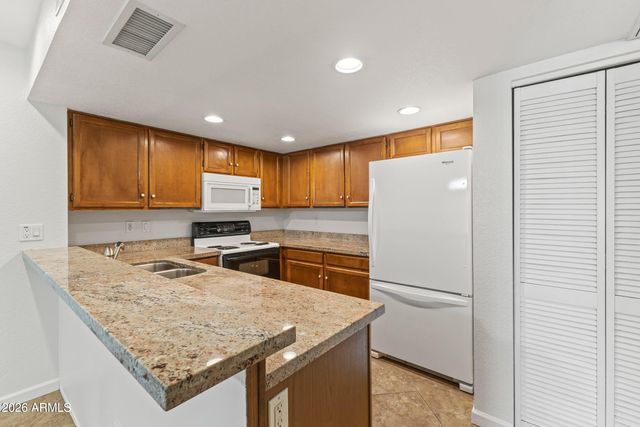 4730 W NORTHERN Avenue 1158, Glendale, AZ 85301