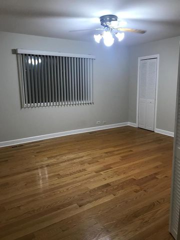 629 BREAKERS Point 0, Schaumburg, IL 60194