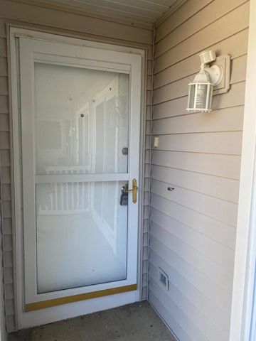 629 BREAKERS Point 0, Schaumburg, IL 60194