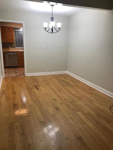 629 BREAKERS Point 0, Schaumburg, IL 60194