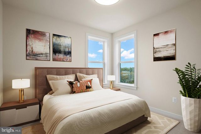 6717 BELCREST RD, Hyattsville, MD 20782