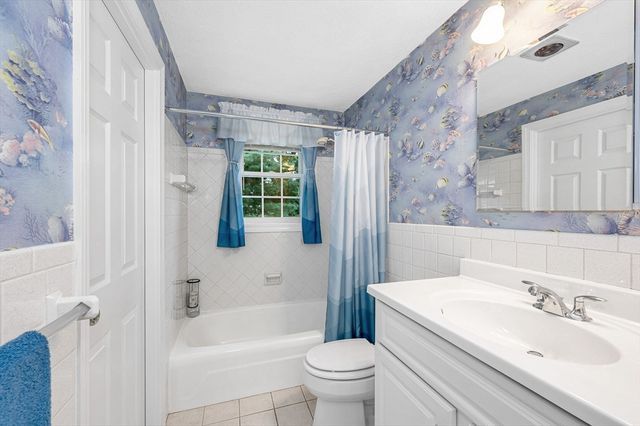 7 Draper Dr, Wilmington, MA 01887