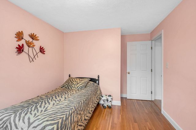 7 Draper Dr, Wilmington, MA 01887