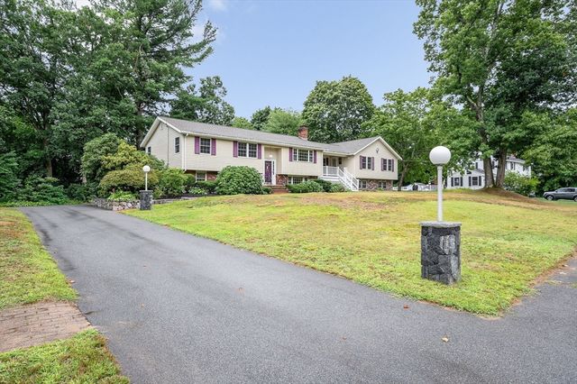 7 Draper Dr, Wilmington, MA 01887