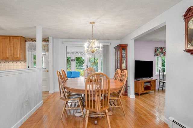 7 Draper Dr, Wilmington, MA 01887