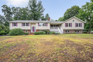 7 Draper Dr, Wilmington, MA 01887