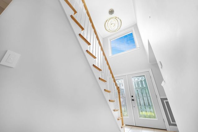 489 Main St, Acushnet, MA 02743