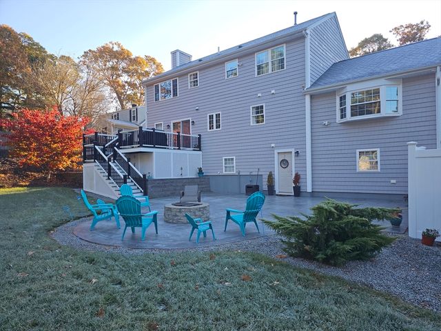 489 Main St, Acushnet, MA 02743