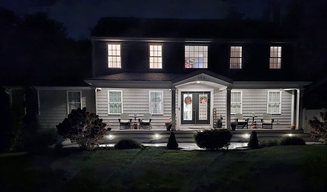 489 Main St, Acushnet, MA 02743