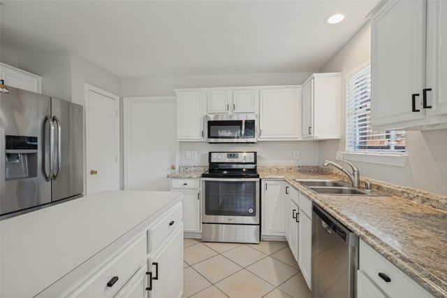 2000 Waterview Drive, Little Elm, TX 75068