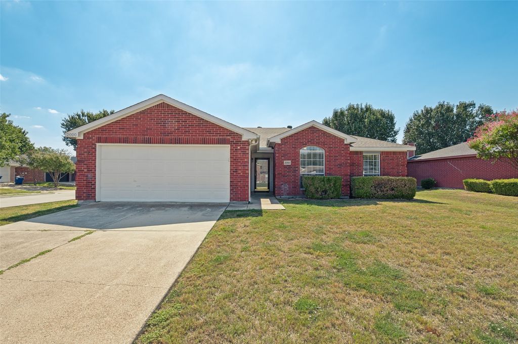 2000 Waterview Drive, Little Elm, TX 75068 — photo 3