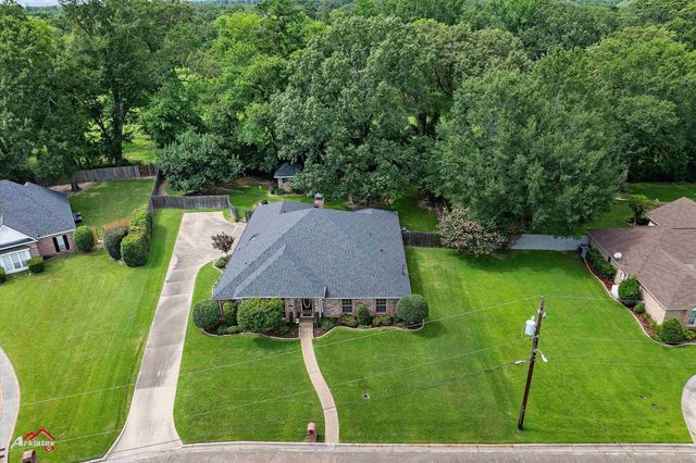 1001 University Circle, Carthage, TX 75633