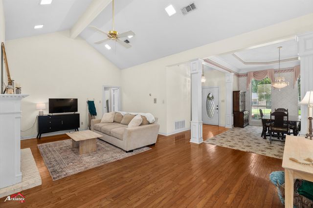 1001 University Circle, Carthage, TX 75633