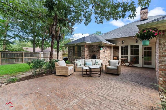 1001 University Circle, Carthage, TX 75633