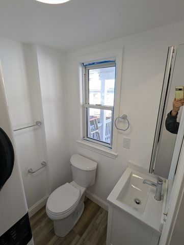 296 Fulton St 2, Medford, MA 02155