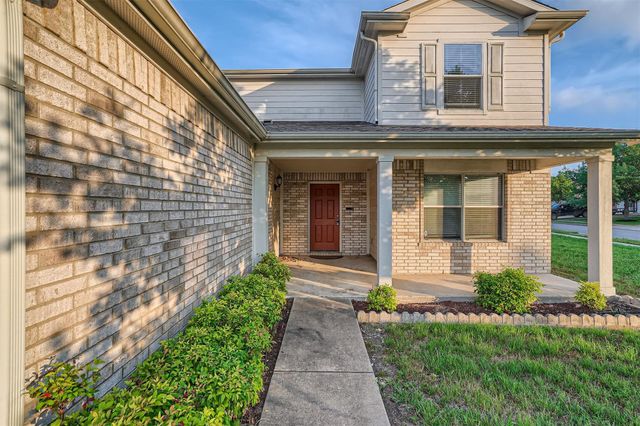 215 Spruce DR, Kyle, TX 78640