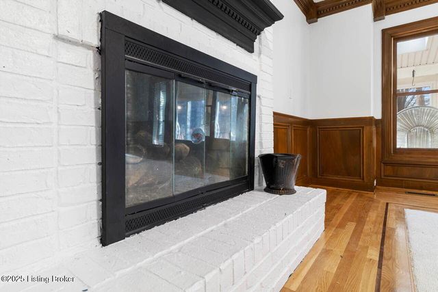 604 Lake Forest Pkwy, Louisville, KY 40245