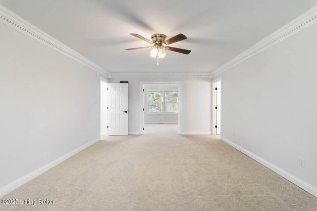 604 Lake Forest Pkwy, Louisville, KY 40245