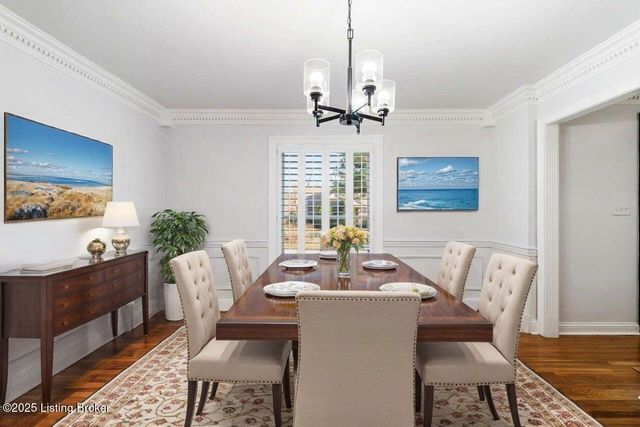 604 Lake Forest Pkwy, Louisville, KY 40245