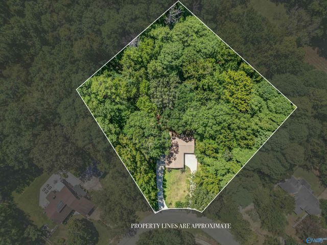 4417 Dogwood Drive SW, Decatur, AL 35603