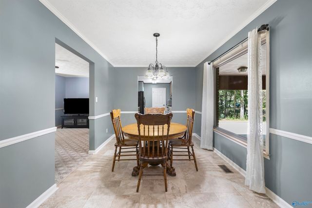 4417 Dogwood Drive SW, Decatur, AL 35603