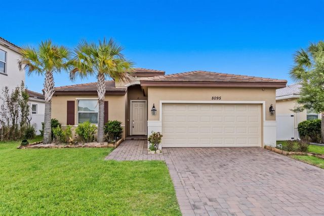 8095 NW Greenbank Circle, Port St. Lucie, FL 34987