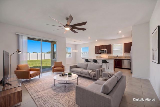 8095 NW Greenbank Circle, Port St. Lucie, FL 34987