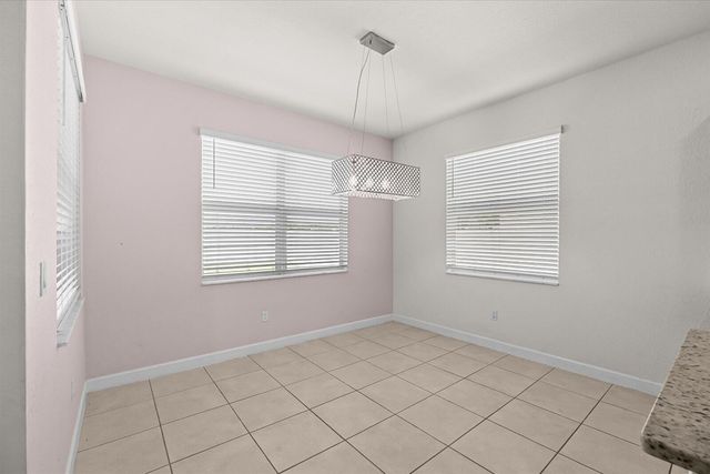 8095 NW Greenbank Circle, Port St. Lucie, FL 34987