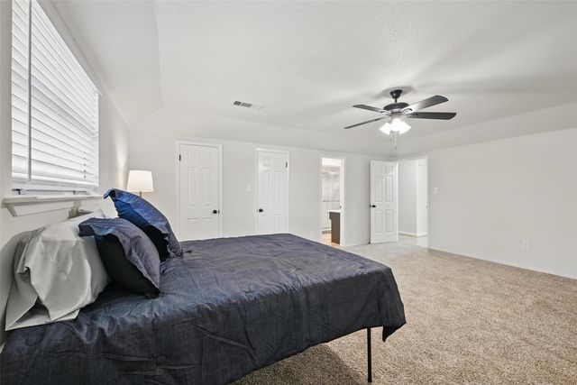 824 Sandpiper Drive, Denton, TX 76205