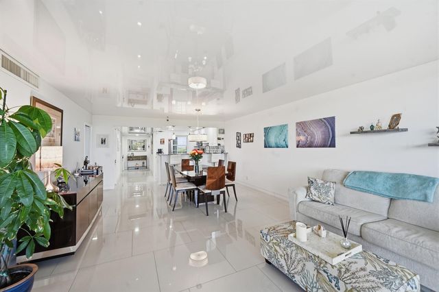 4015 W Palm Aire Drive 1001, Pompano Beach, FL 33069
