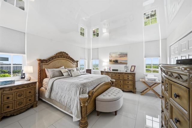 4015 W Palm Aire Drive 1001, Pompano Beach, FL 33069