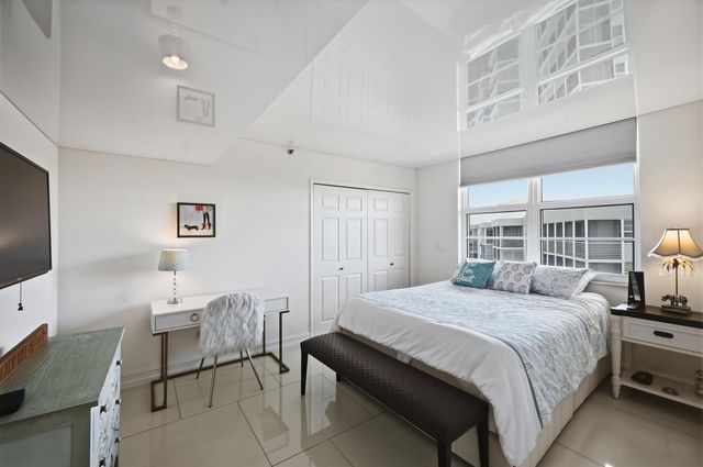 4015 W Palm Aire Drive 1001, Pompano Beach, FL 33069